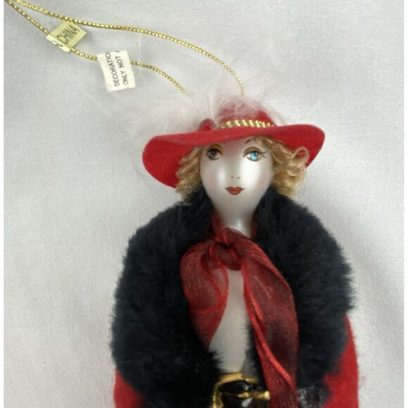 Bloomingdales Woman Fancy Shopper Big Brown Bag Glass Christmas Ornament 8" - Picture 2 of 9